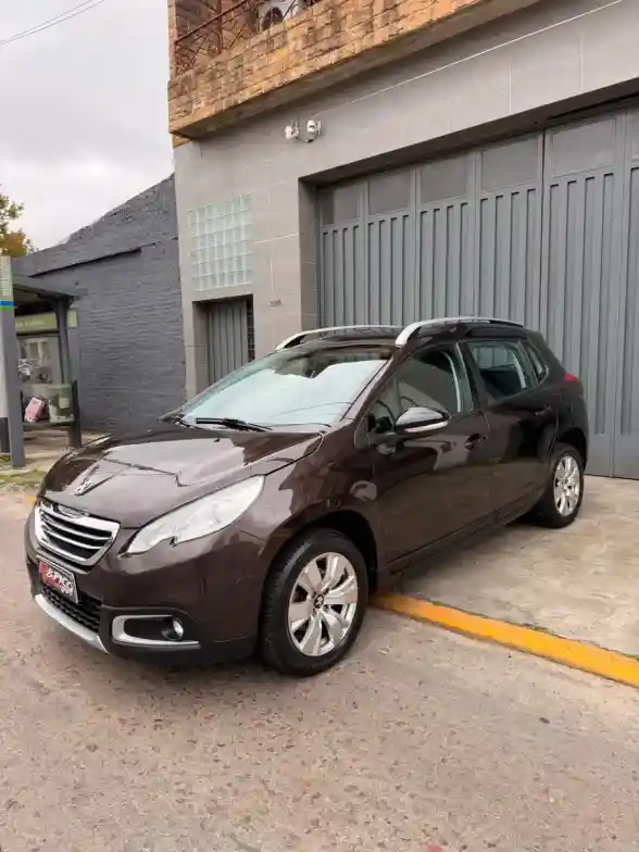 Peugeot 2008 1.6 Allure 2019 - foto 1