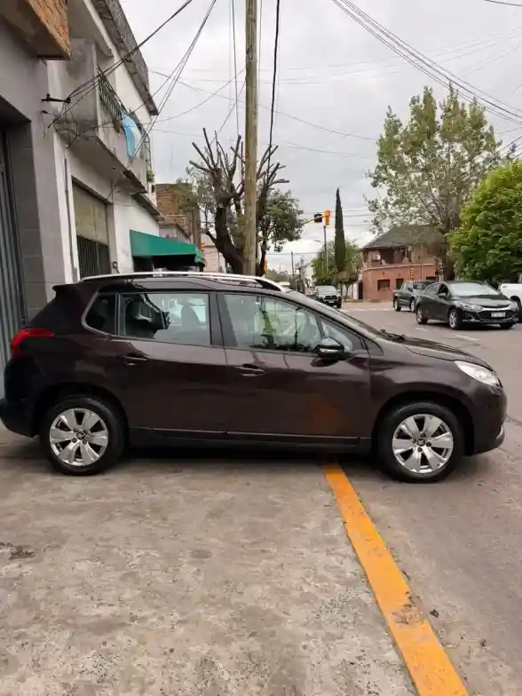 Peugeot 2008 1.6 Allure 2019 - foto 3
