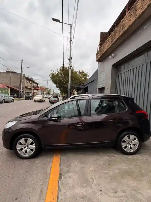 Peugeot 2008 1.6 Allure 2019 - foto 5