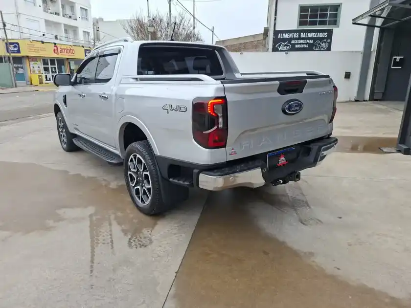 Ford Ranger 3.0 Cd 4X4 Limited + At 250Cv 2023 - foto 4
