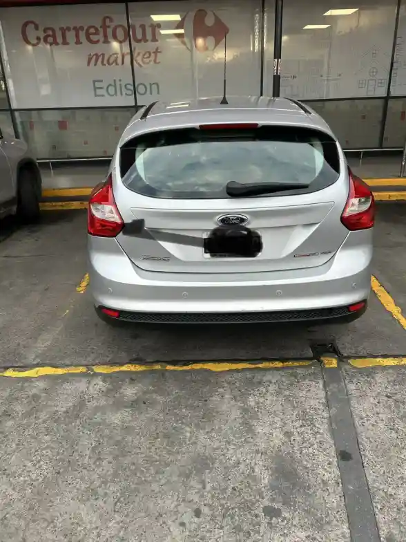 Ford Focus Iii 2.0 Sedan Se Plus At6 2015 - foto 2