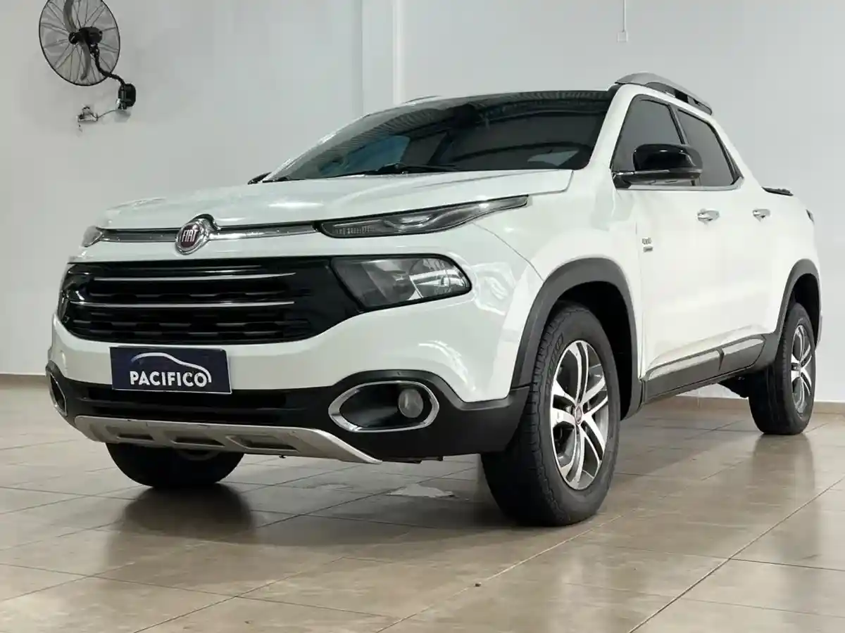 Fiat Toro 2.0 Volcano 4X4 At 2017 - foto 1