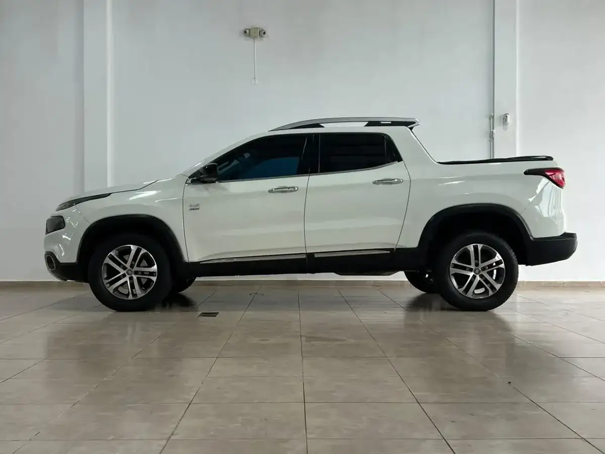 Fiat Toro 2.0 Volcano 4X4 At 2017 - foto 5