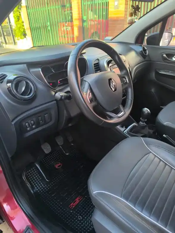 Renault Captur 2.0 Intens 2018 - foto 4