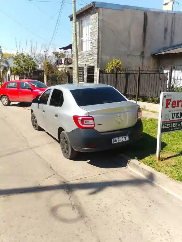 Renault Logan 1.6 Authentique Plus 85Cv 2018 - foto 3