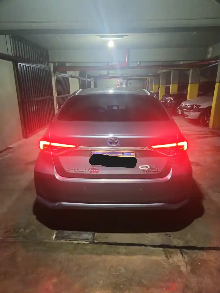 Toyota Corolla 1.8 Hev Seg Ecvt 2021 - foto 4