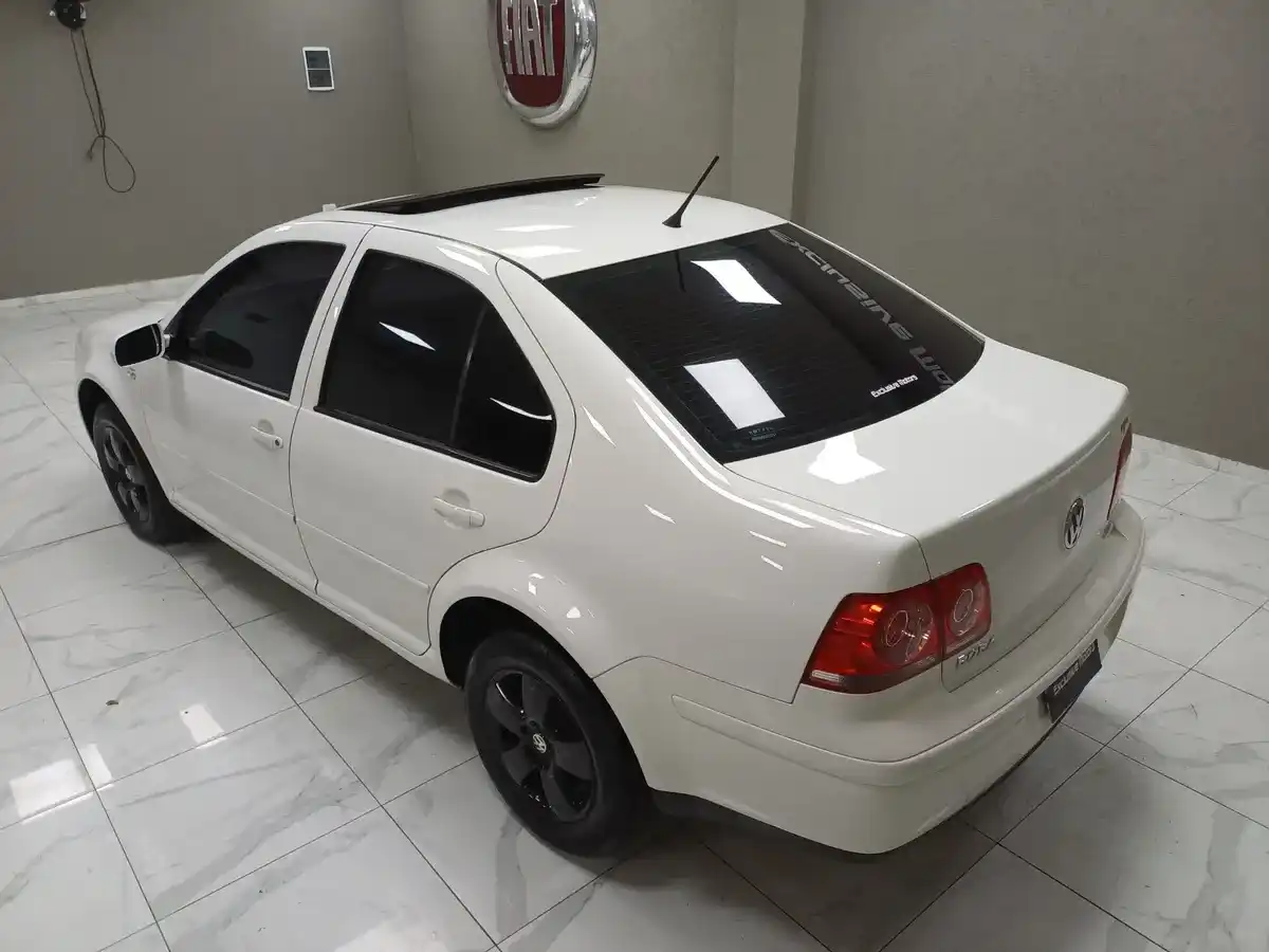 Volkswagen Bora 2.0 Trendline 115Cv 2014 - foto 5