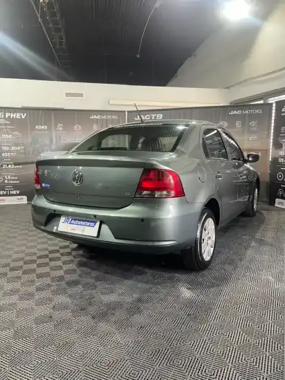 Volkswagen Voyage 1.6 Comfortline 101Cv 2010 - foto 4