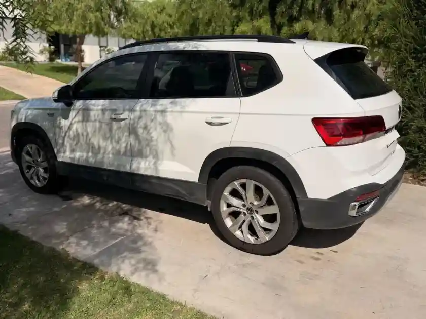 Volkswagen Taos 1.4 250 Tsi Comfortline 2022 - foto 3
