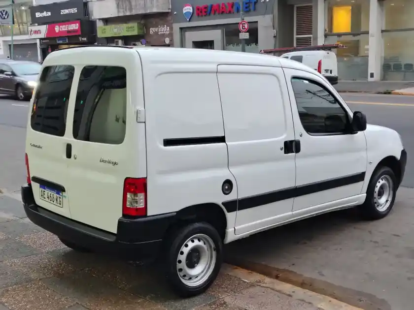 Citroën Berlingo Furgon 1.6 Hdi 92 Bussines 2020 - foto 3