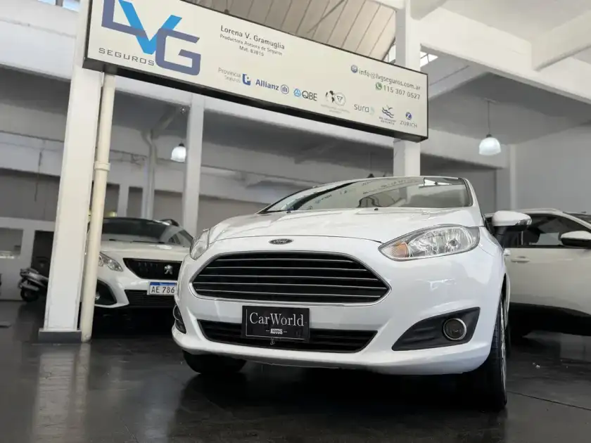 Ford Fiesta Kinetic 1.6 Se Powershift 120Cv 2016 - foto 1