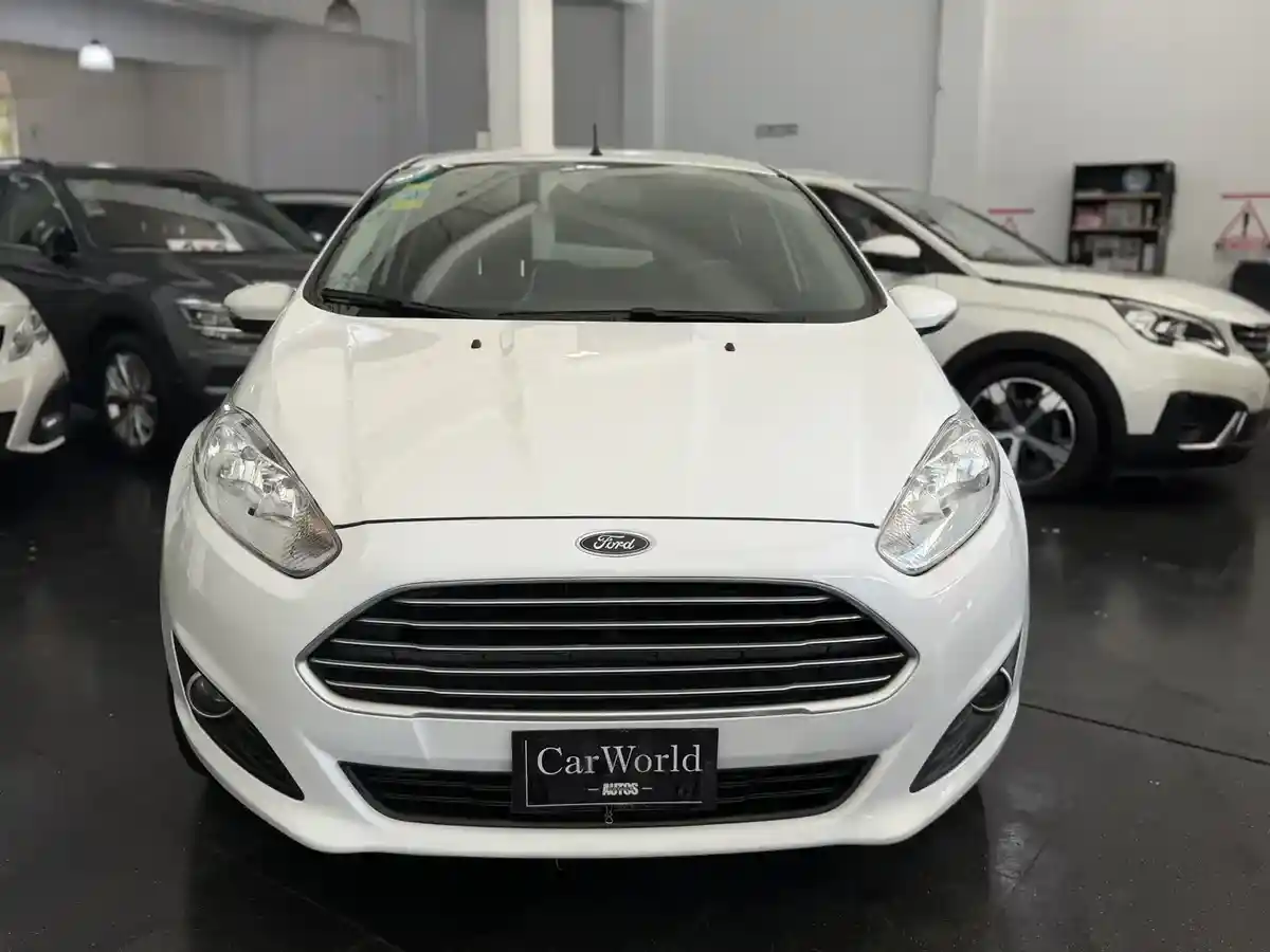 Ford Fiesta Kinetic 1.6 Se Powershift 120Cv 2016 - foto 3