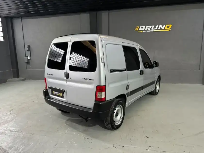 Peugeot Partner 1.4 Furgon Confort 5As 2016 - foto 4