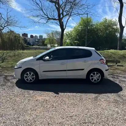 Peugeot 208 1.5 Allure Touchscreen 2014 - foto 5