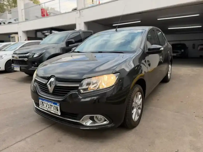Renault Logan 2017 - foto 1