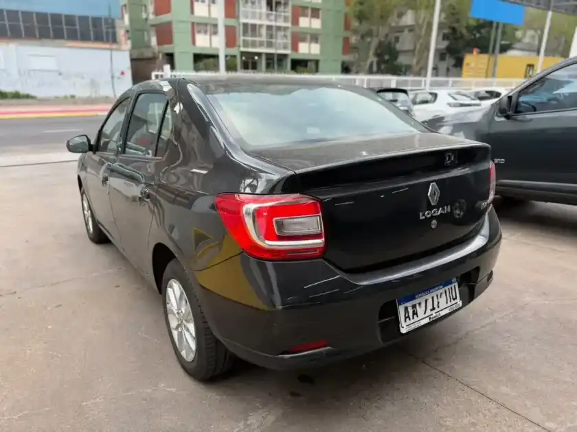 Renault Logan 1.6 Privilege 105Cv 2017 - foto 3