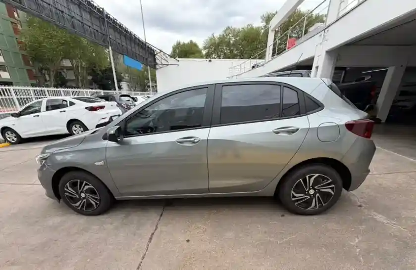 Chevrolet Onix Plus 1.0 Lt 2025 - foto 2