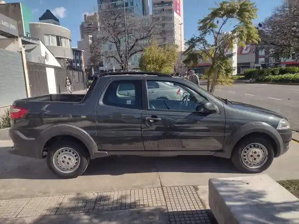 Fiat Strada 1.3 Trekking Multijet Cd 2016 - foto 2