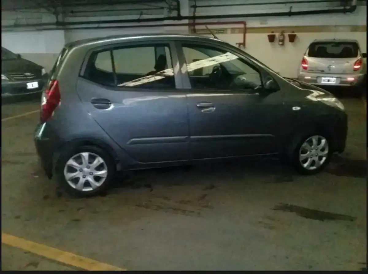 Hyundai I10 1.2 Gls Seguridad L At 2011 - foto 3