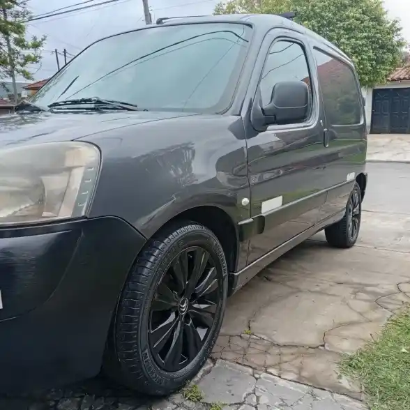 Citroën Berlingo Furgon 1.4 75Cv 2014 - foto 4