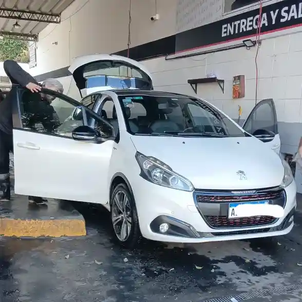 Peugeot 208 1.6 Gt Thp 2017 - foto 1