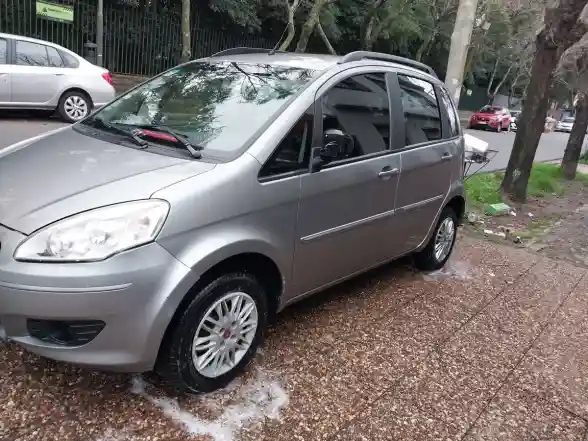 Fiat Grand Siena 1.4 Atractive 8V 2013 - foto 1