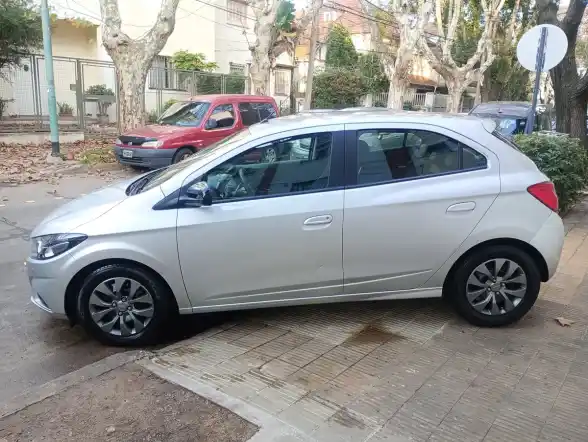 Chevrolet Onix 1.4 Black Edition 1.4 2020 - foto 4