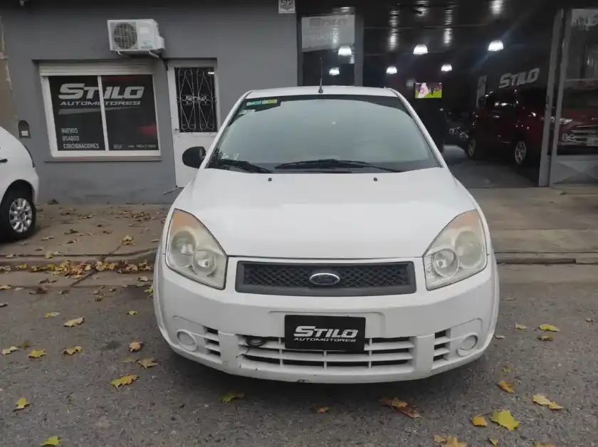 Ford Fiesta Max 1.6 Max Amb 2009 - foto 3