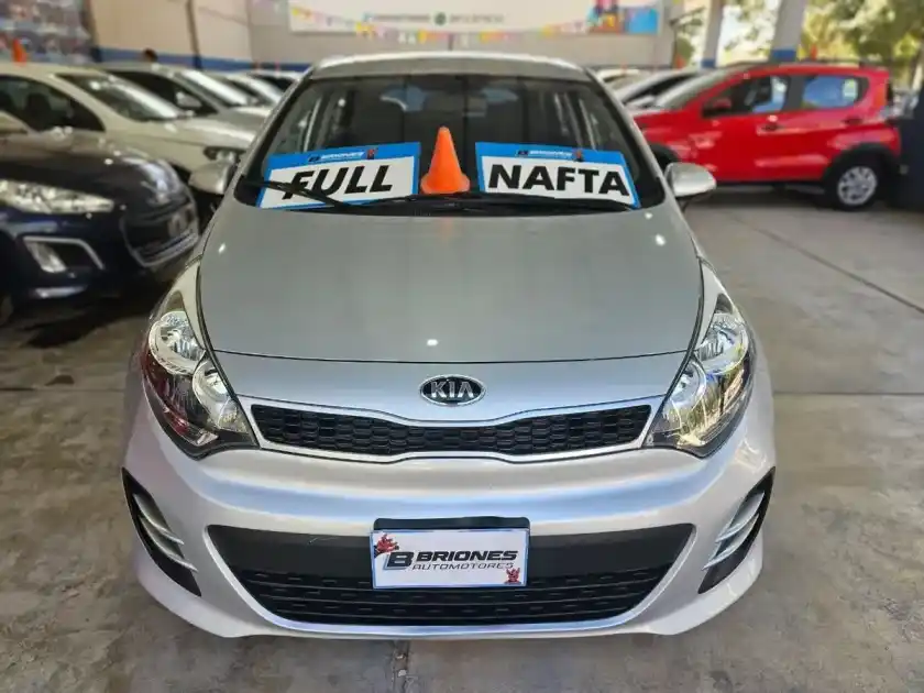 Kia Rio 1.4 Ex 109Cv 4At 2016 - foto 2