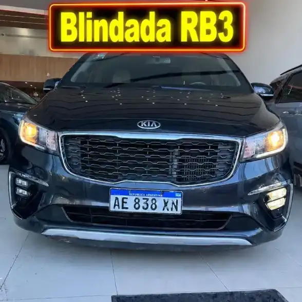 Kia Carnival 2.2 Crdi Ex Premium 2021 - foto 2