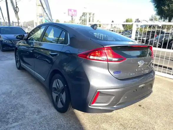 Hyundai Ioniq 1.6 Hev Blue Drive 2020 - foto 3