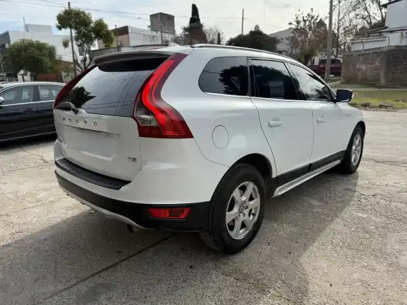 Volvo Xc60 2.0 T5 Awd High 240Cv 2012 - foto 3