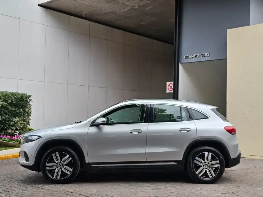 Mercedes-Benz Eqa 0.0 Eqa 350 4Matic 2024 - foto 4