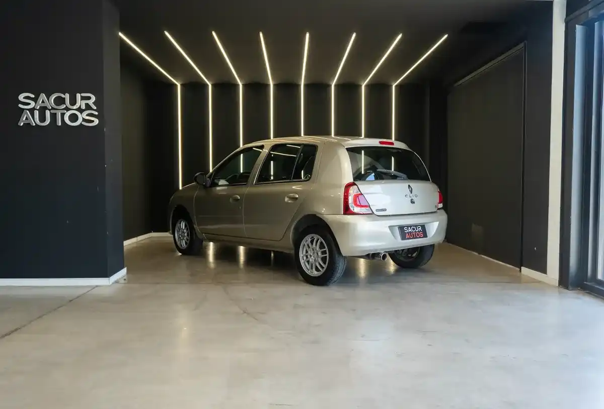 Renault Clio Mío 1.2 5 P Dynamique Sat 2015 - foto 4