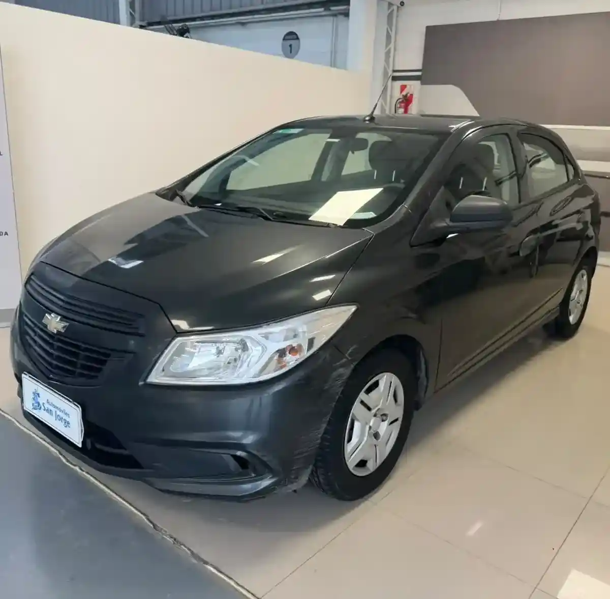 Chevrolet Onix 2017 - foto 1