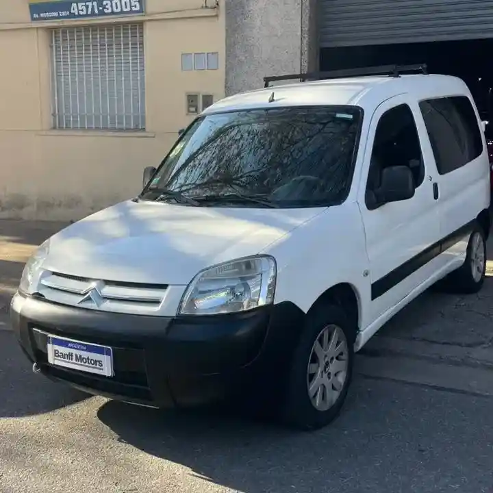 Citroën Berlingo Furgon 1.6 Vti 115 Business 2018 - foto 1