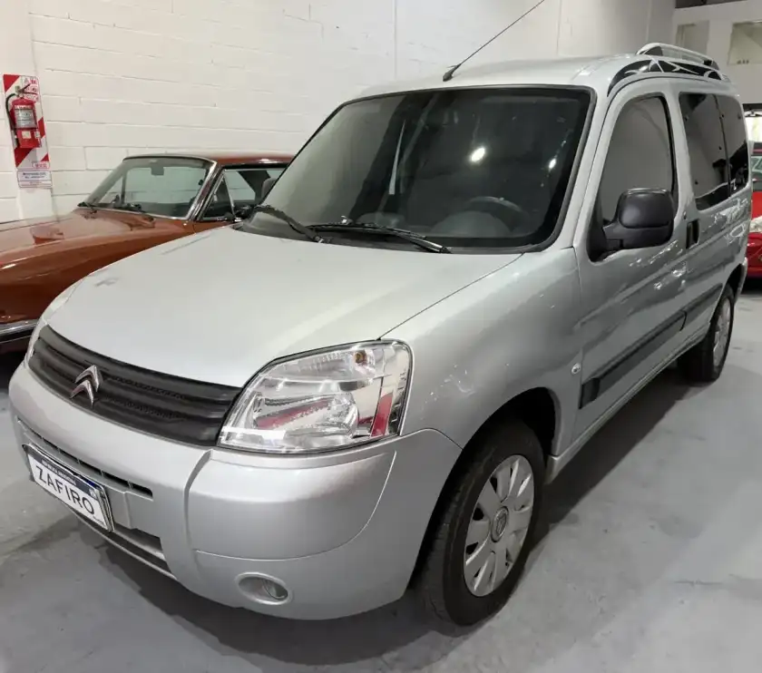 Citroën Berlingo Multispace 1.6 Xtr 110Cv Am18 2023 - foto 1