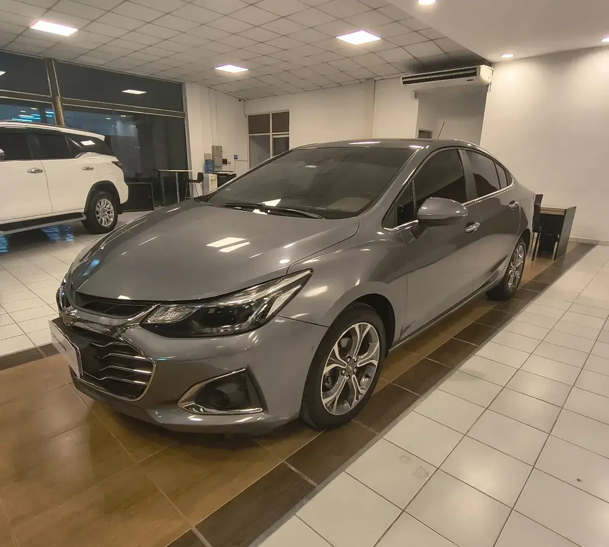 Chevrolet Cruze II 2021 - foto 1