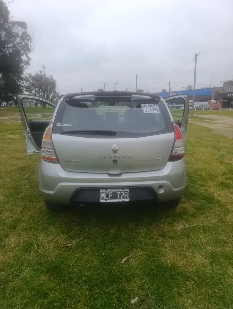 Renault Sandero 1.6 Gt Line Nav 105Cv 2013 - foto 3