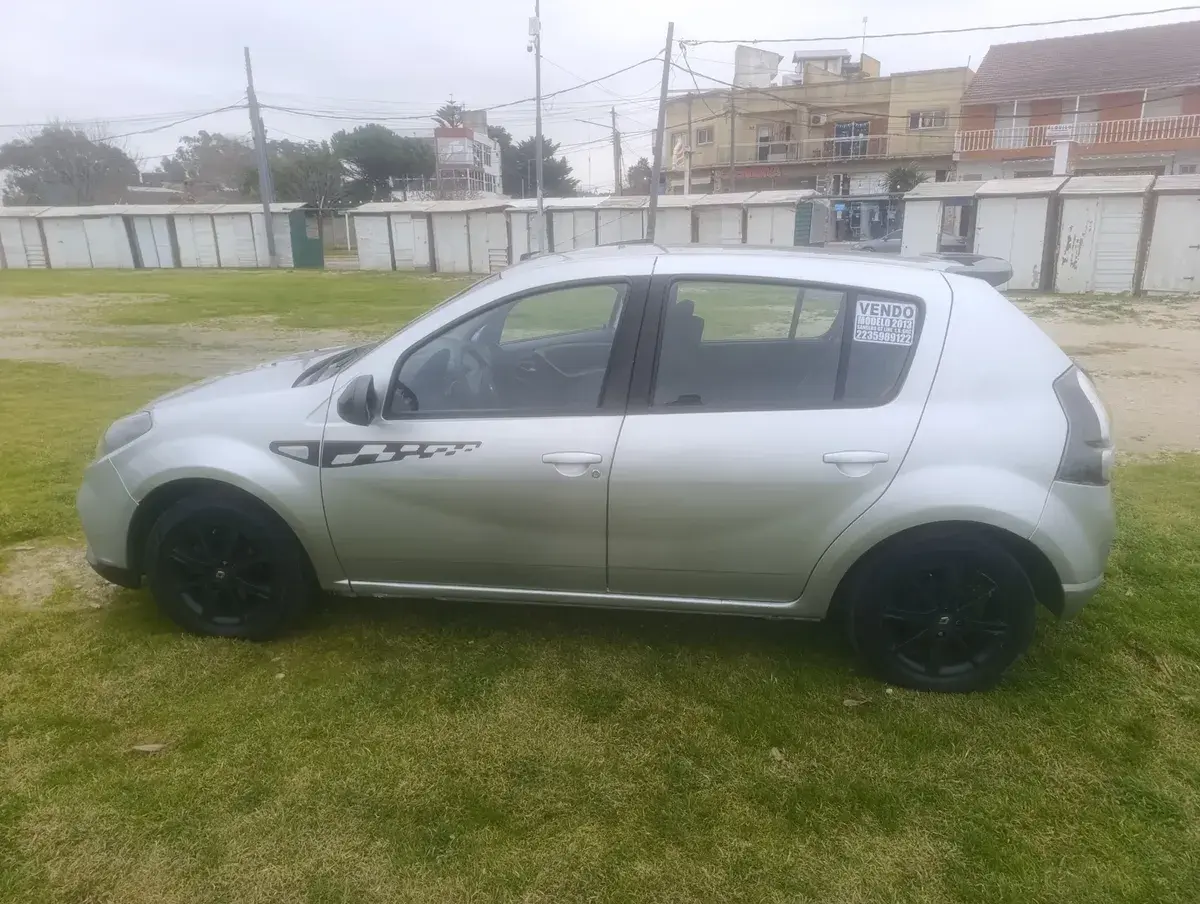 Renault Sandero 1.6 Gt Line Nav 105Cv 2013 - foto 4