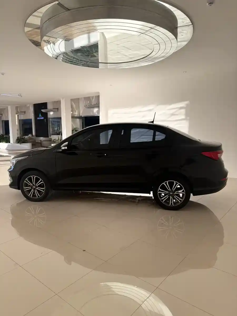 Fiat Cronos 1.8 16V Precision 2021 - foto 4