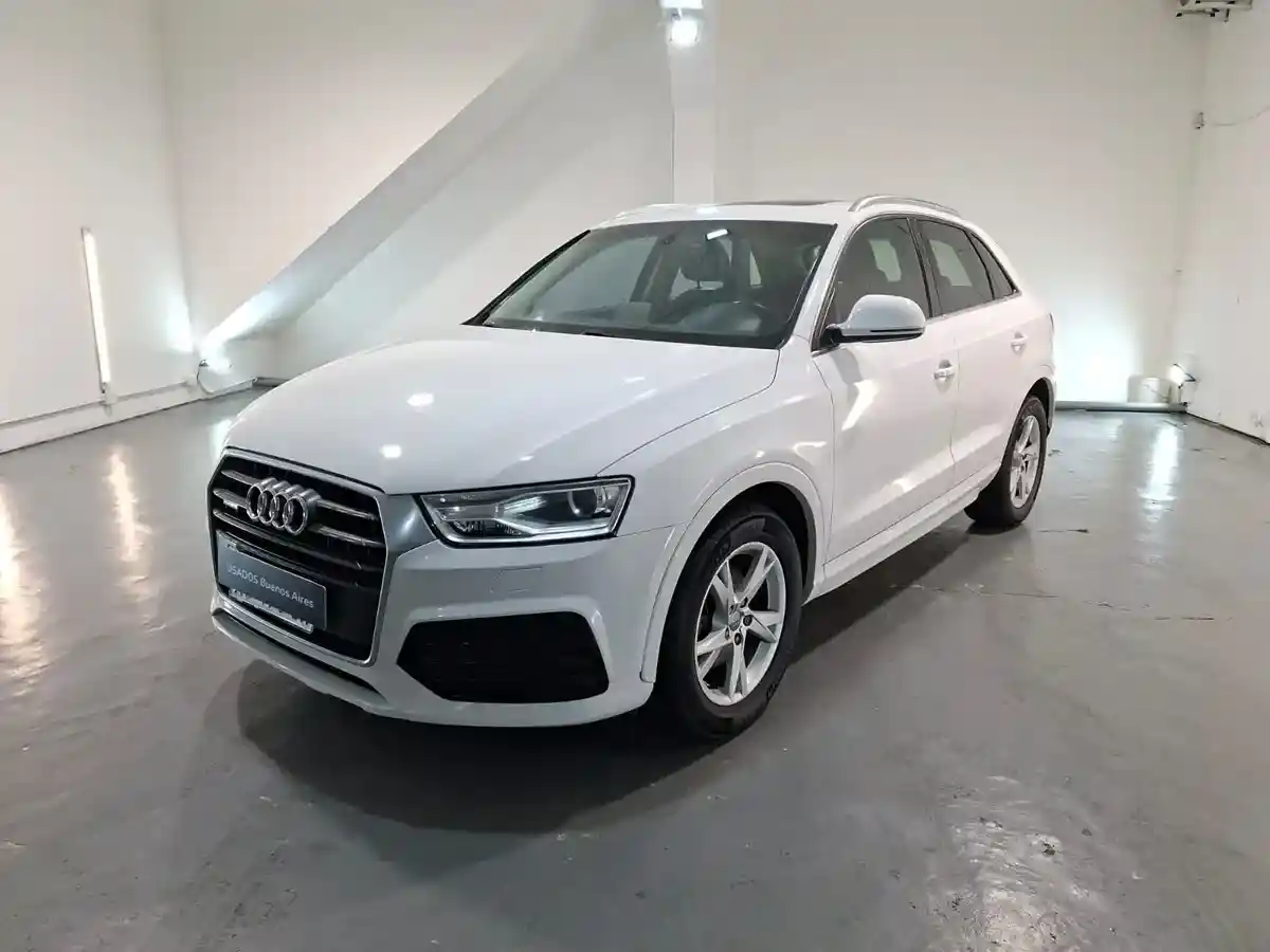 Audi Q3 2018 - foto 1
