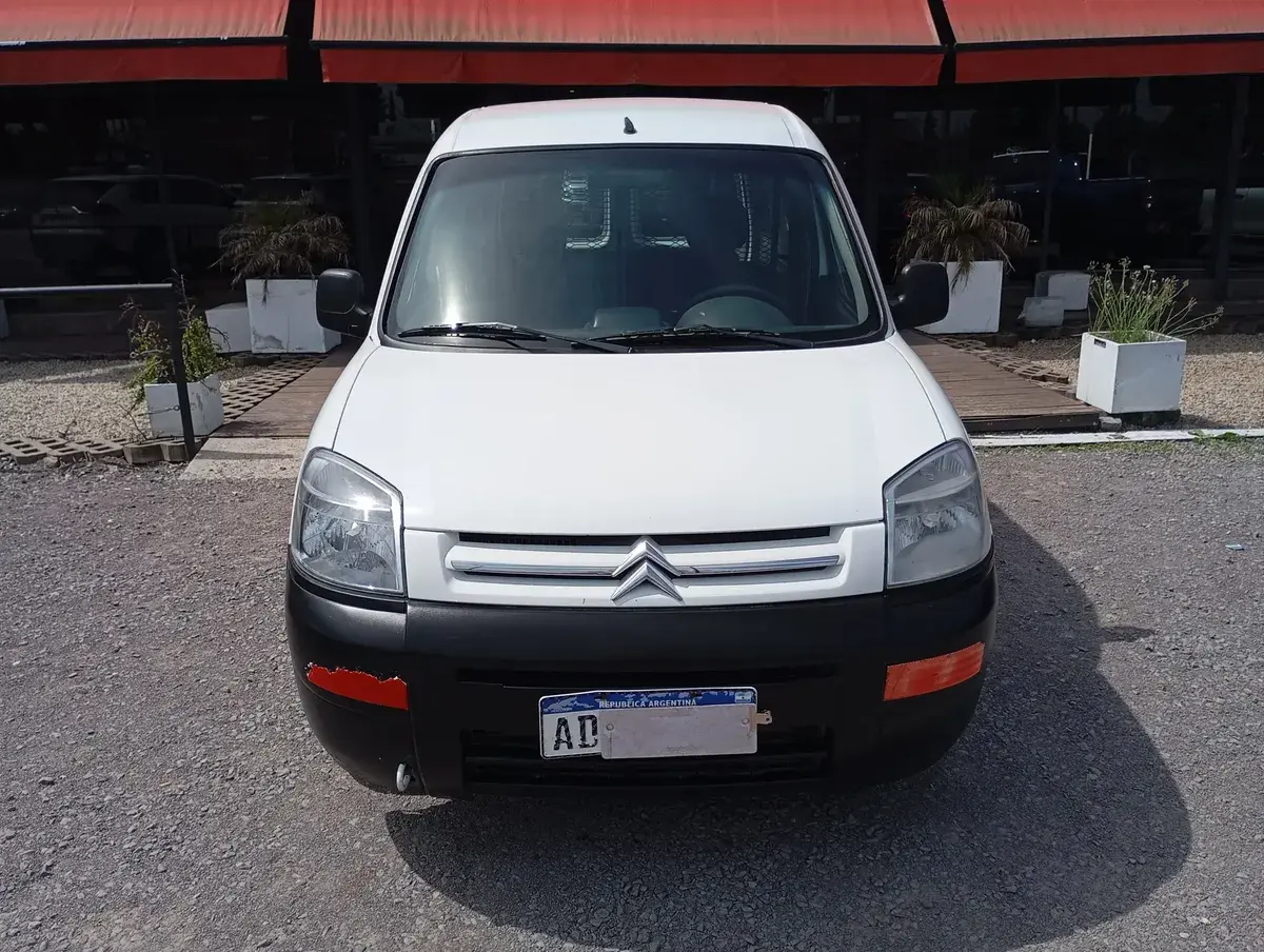 Citroën Berlingo Furgon 1.6 Vti 115 Business 2018 - foto 2