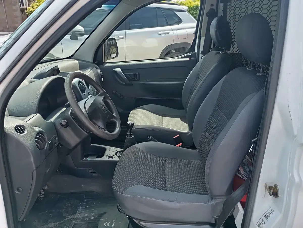 Citroën Berlingo Furgon 1.6 Vti 115 Business 2018 - foto 5