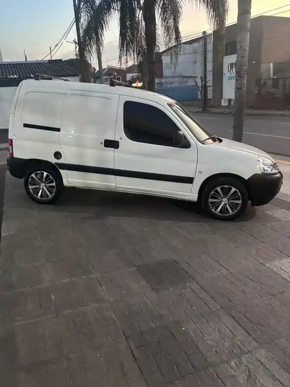 Citroën Berlingo Furgon 1.6 Bussines Hdi 92Cv 2023 - foto 4