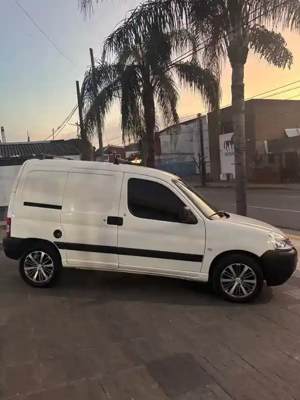 Citroën Berlingo Furgon 1.6 Bussines Hdi 92Cv 2023 - foto 5