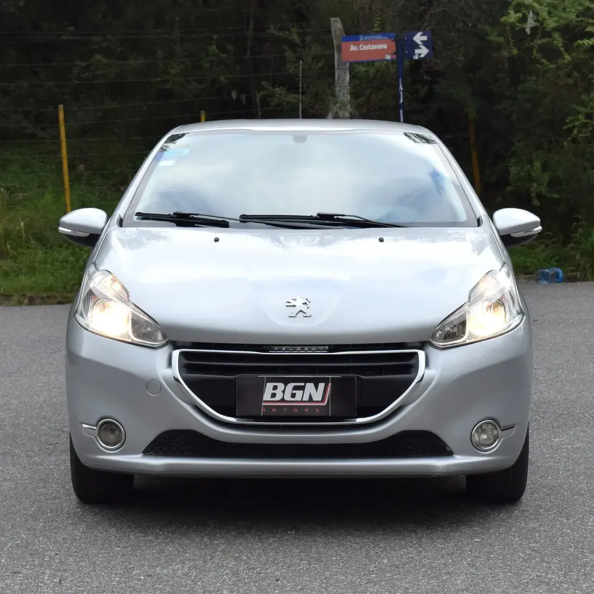 Peugeot 208 1.5 Allure Touchscreen 2015 - foto 2