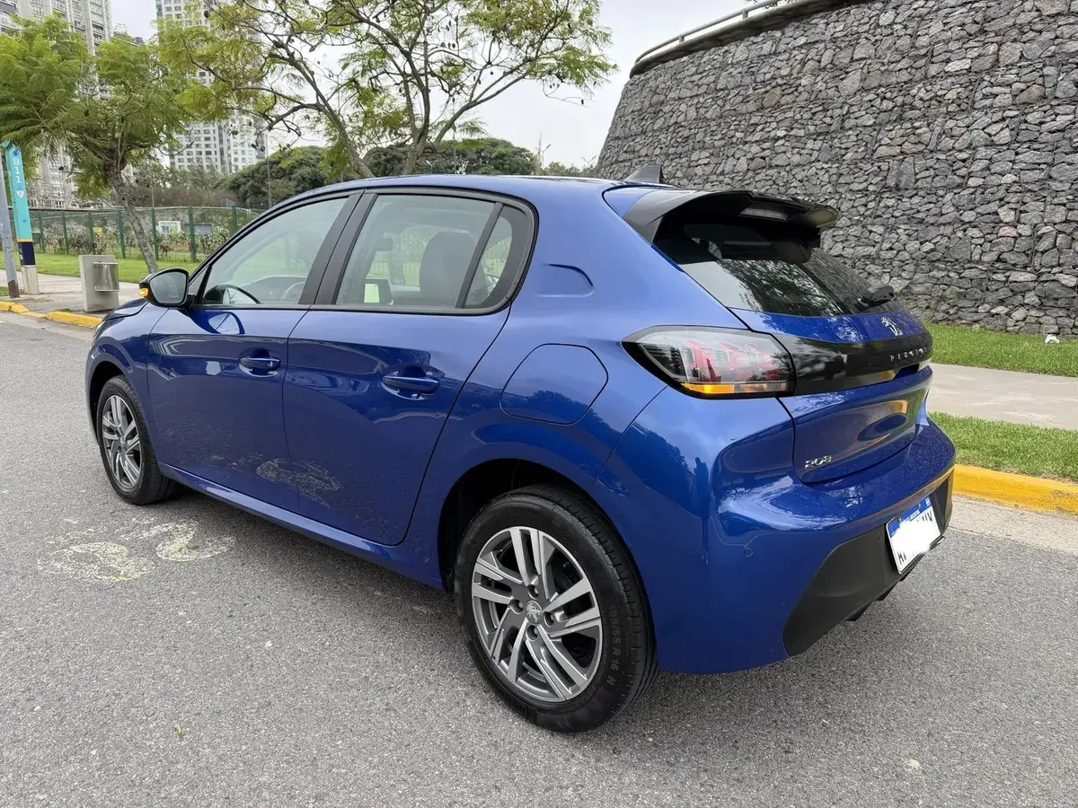 Peugeot 208 1.6 Feline Tiptronic 2022 - foto 4