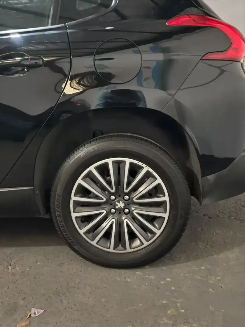Peugeot 2008 1.6 Active 2016 - foto 4