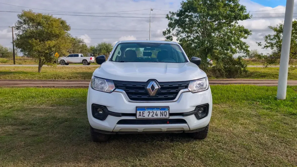 Renault Alaskan 2.3 Bit 16V Emotion Mt 4X2 2021 - foto 2